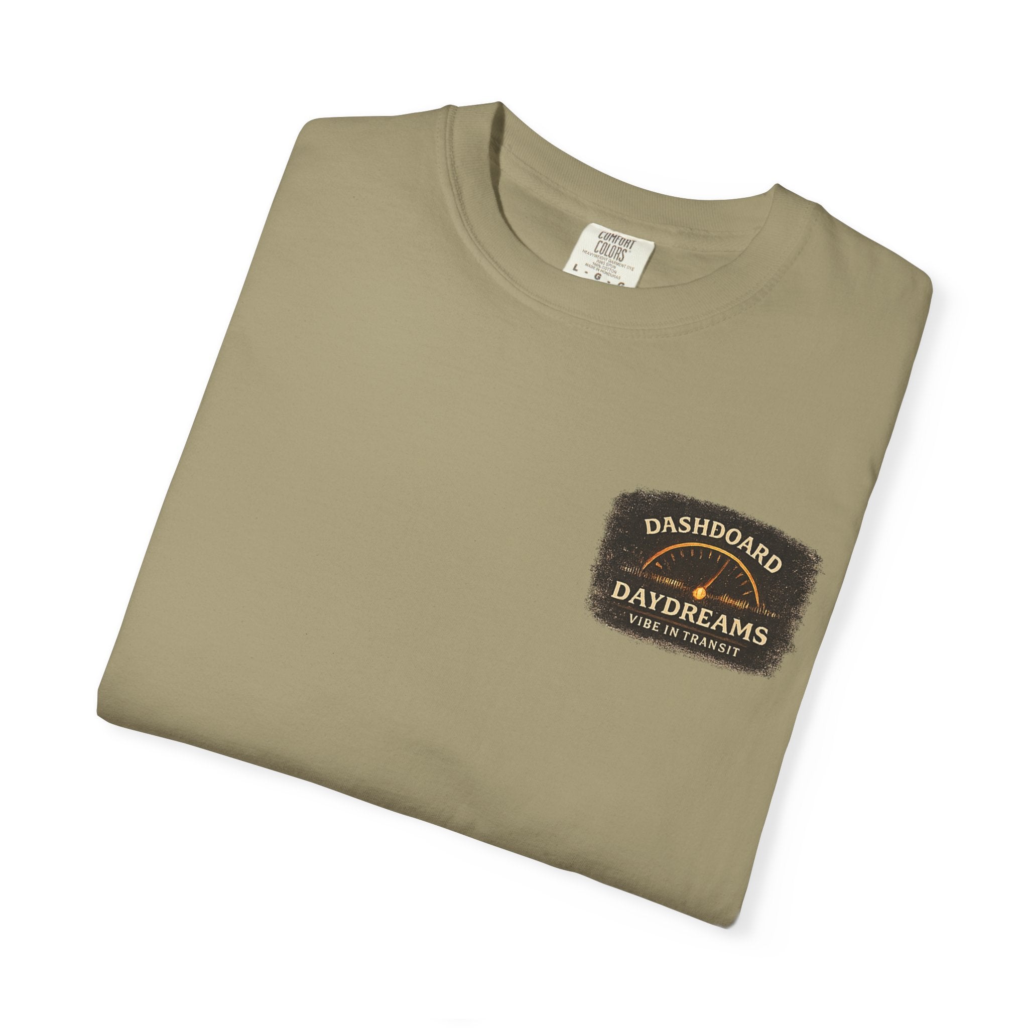 Dashboard Daydreams – Vintage Night Drive Music T-Shirt