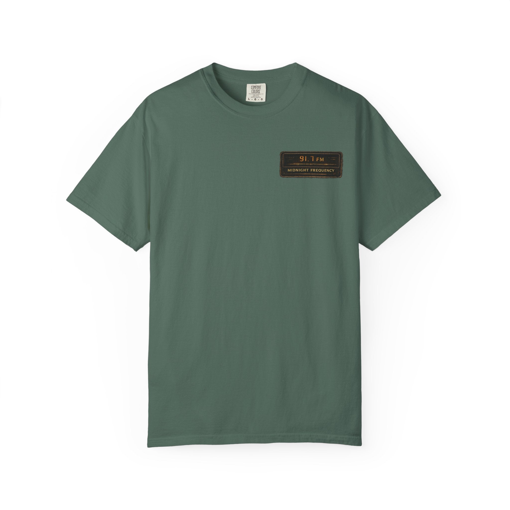 Midnight Frequency – Vintage Night Drive Music Graphic T-Shirt