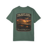 Dashboard Daydreams – Vintage Night Drive Music T-Shirt