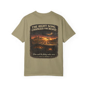 Dashboard Daydreams – Vintage Night Drive Music T-Shirt