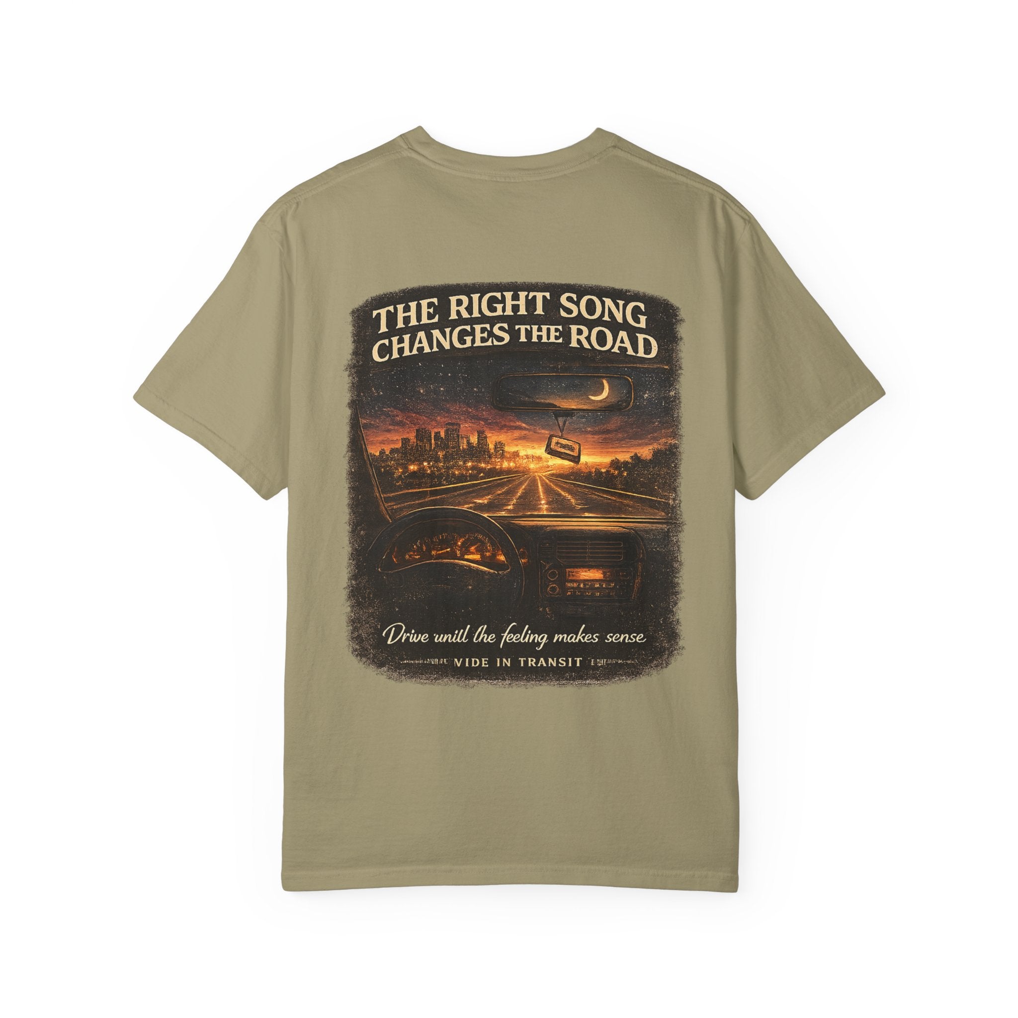 Dashboard Daydreams – Vintage Night Drive Music T-Shirt