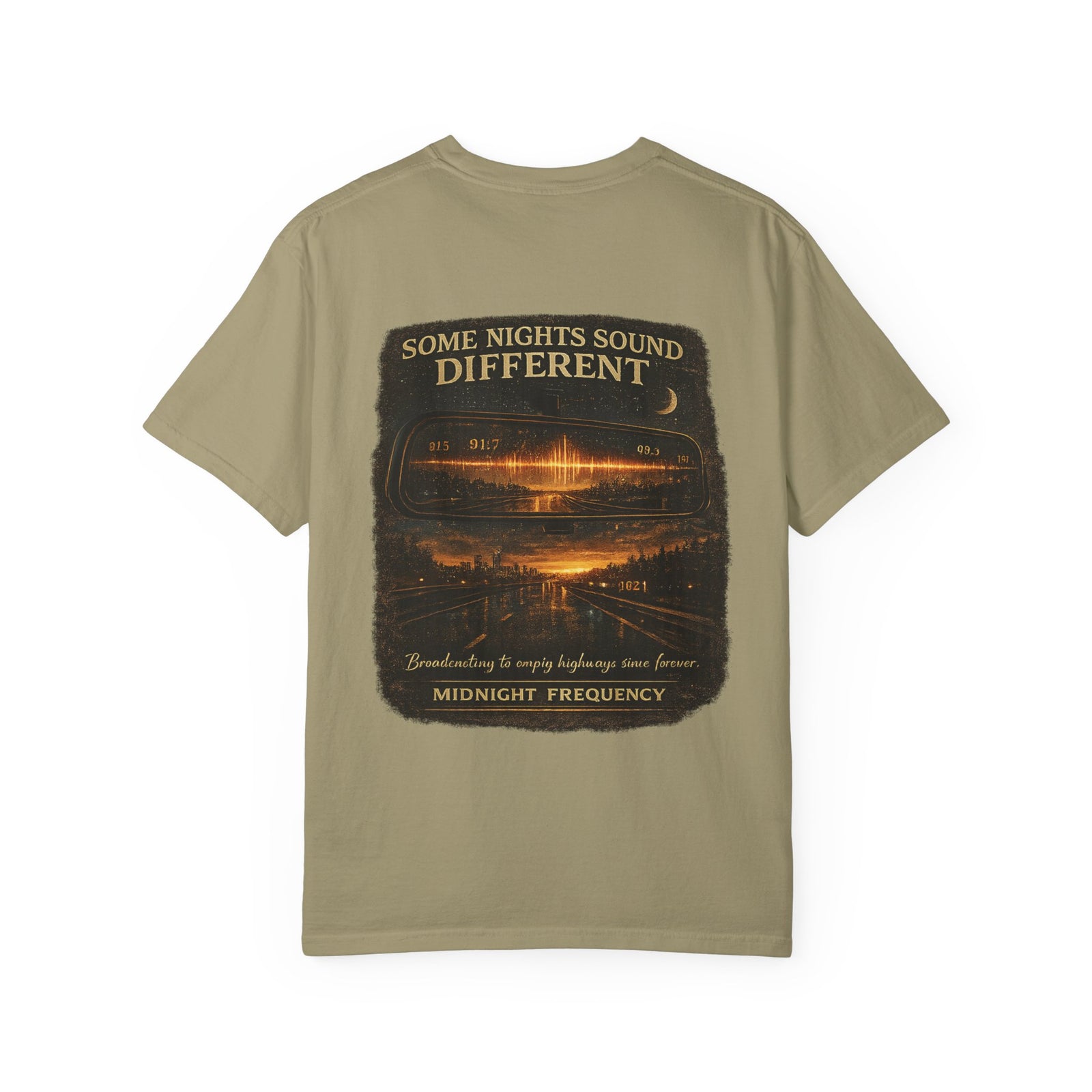 Midnight Frequency – Vintage Night Drive Music Graphic T-Shirt