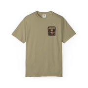 Fueling Goodbyes – Vintage Gas Station Road Trip T-Shirt